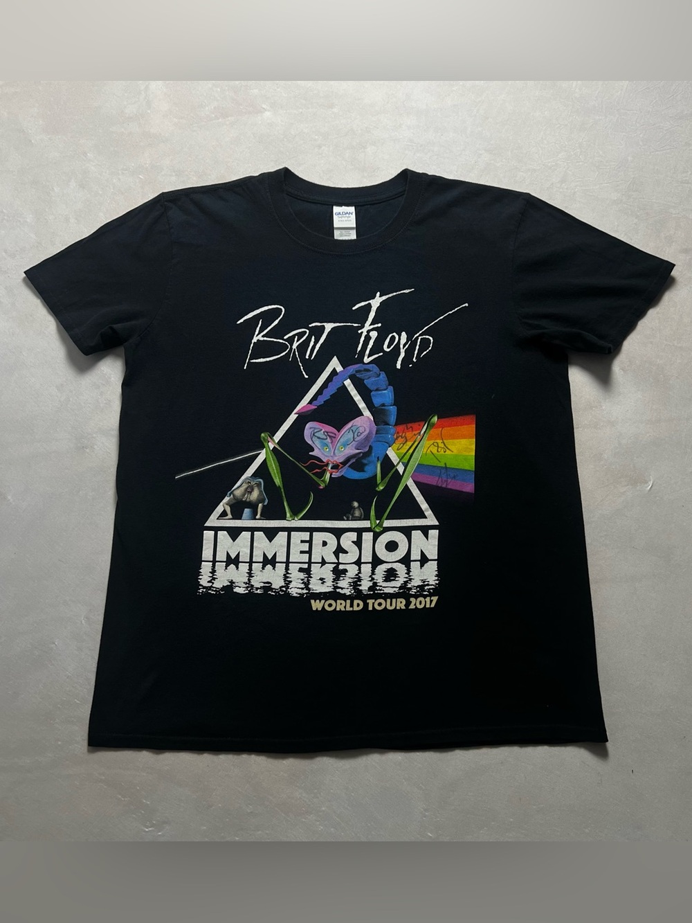 BRIT FLOYD T Shirt L Autographed Signed 2017 Immersion World Tour Concert Merch